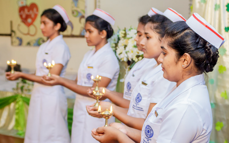 the-oath-taking-ceremony-of-the-faculty-of-nursing-faculty-of-nursing